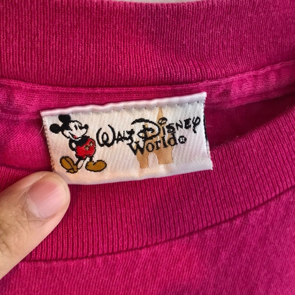 Vintage Pink Walt Disney World Logo T-Shirt - Picture 4 of 4